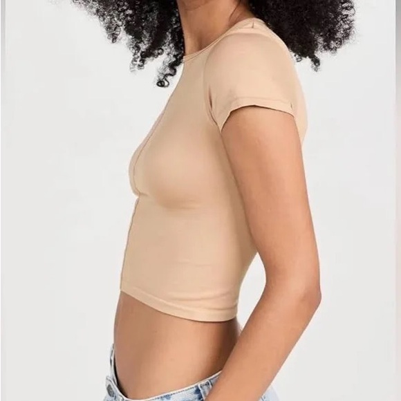 Good American So Soft Sculpted Tee in Pecan - Picture 3 of 5